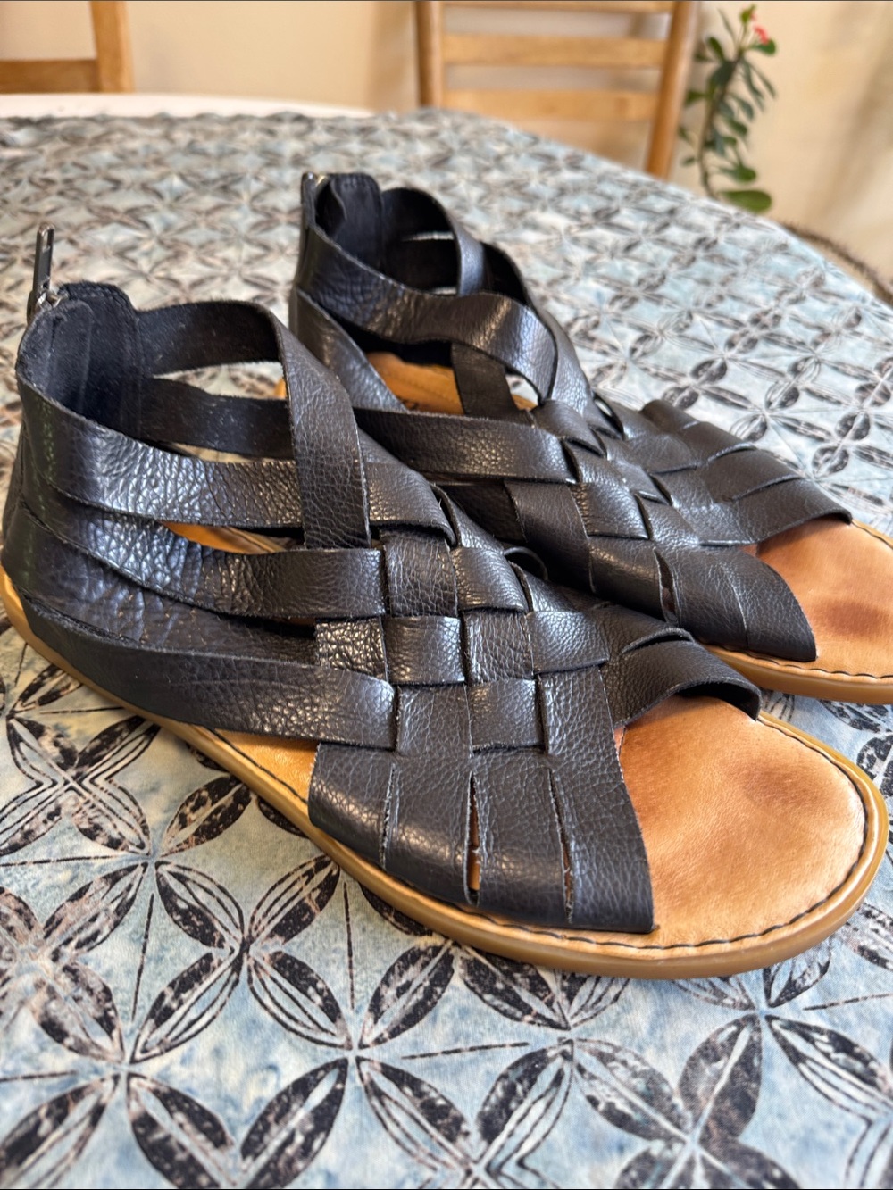 Women's Born Iwa Black Woven Leather Zip-Back Sandals